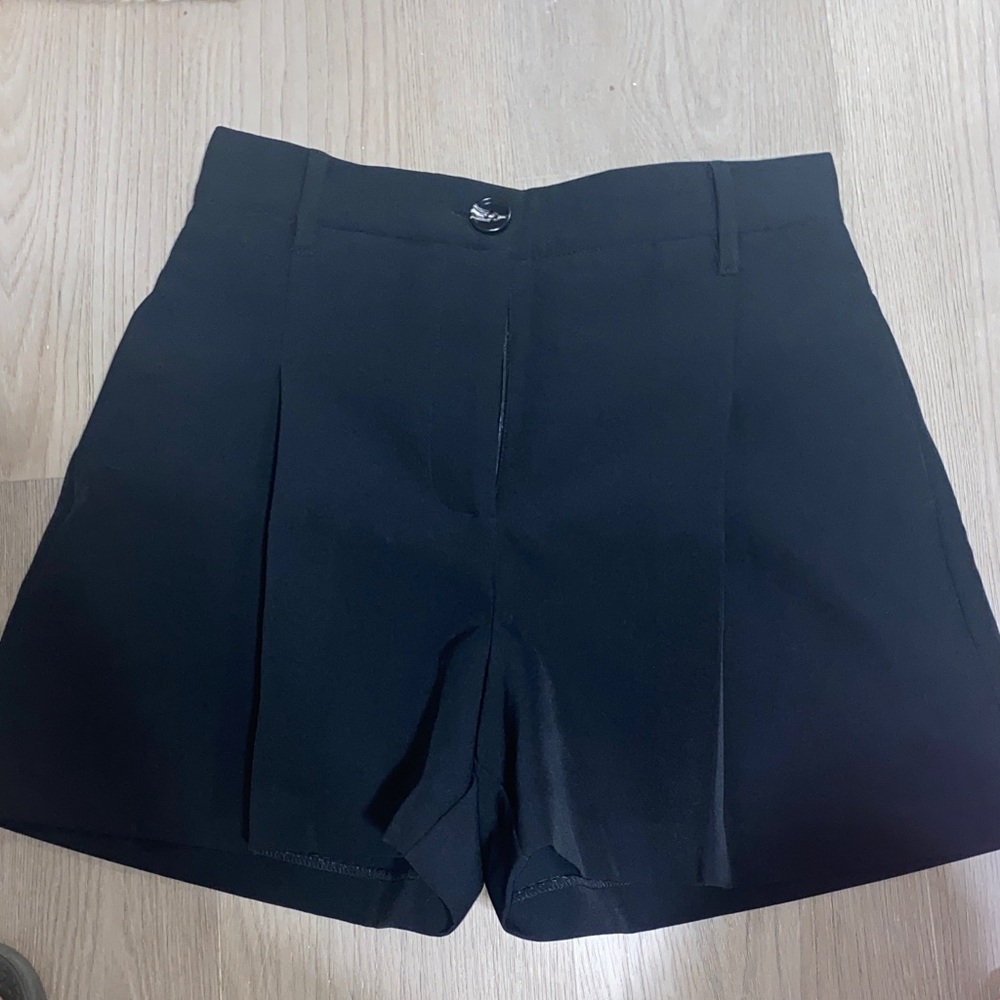 Elegant Black High Waist Women's Shorts